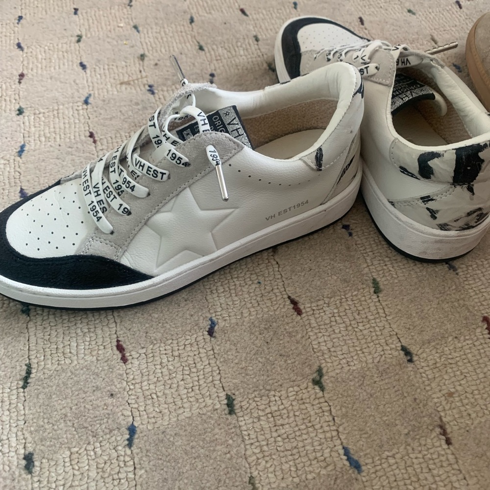 Womens size 8 Vintage Havana
